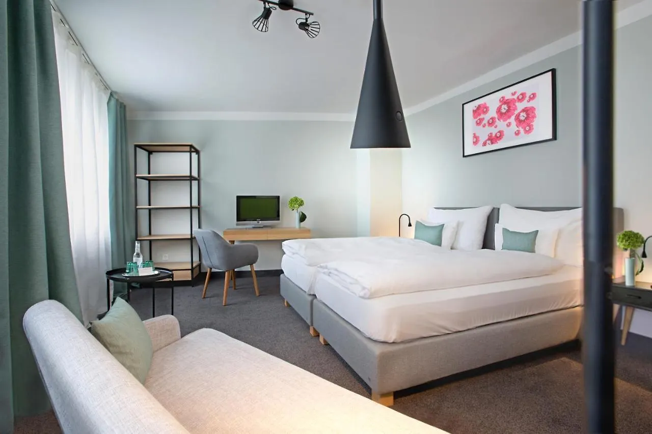 Hotel Rotkreuzplatz Munich